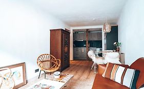 Charming Apartment Close To The Slopes, Skiing & Hiking
